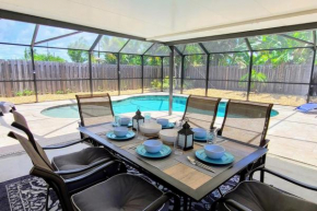 Relax and unwind Spacious pool home close to beach